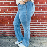 Judy Blue Mid Rise Cell Phone Pocket Dad Jean