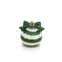 Nora Fleming Deck the Halls Green