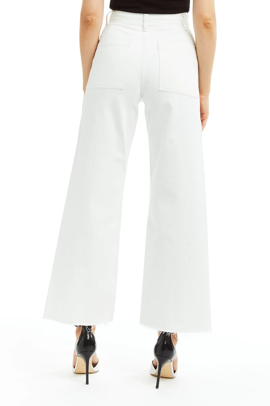Tractr Alice-High Rise Wide Straight Ankle Crop Fray Leg