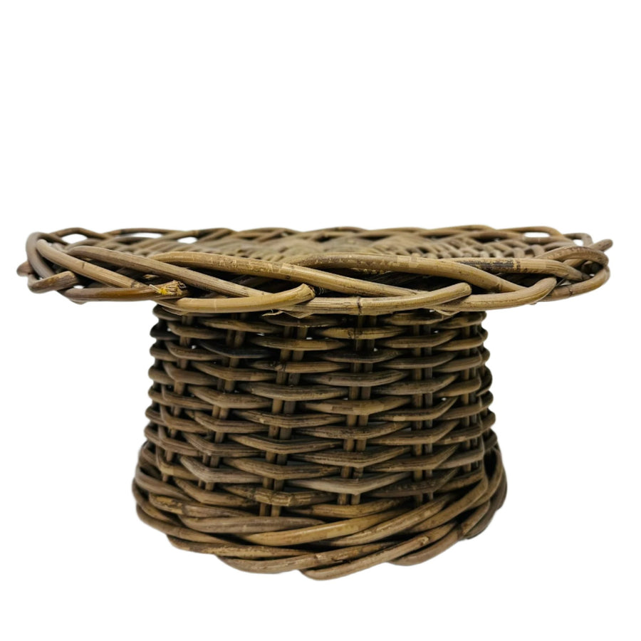 NAPA Normandy Large Food Riser – Wiregrass Designs