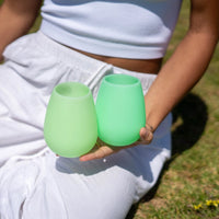 Porter Green Silicone Stemless Wine Glasses - Gerbera + Leaf