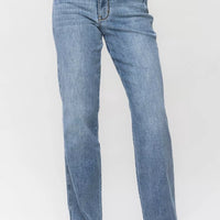 Judy Blue Mid Rise Cell Phone Pocket Dad Jean