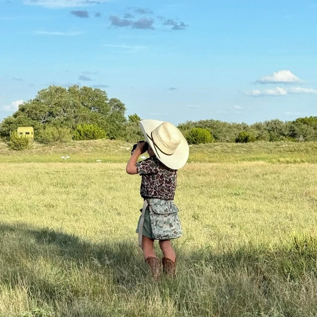 Apple of My Isla Camo Bird Bag
